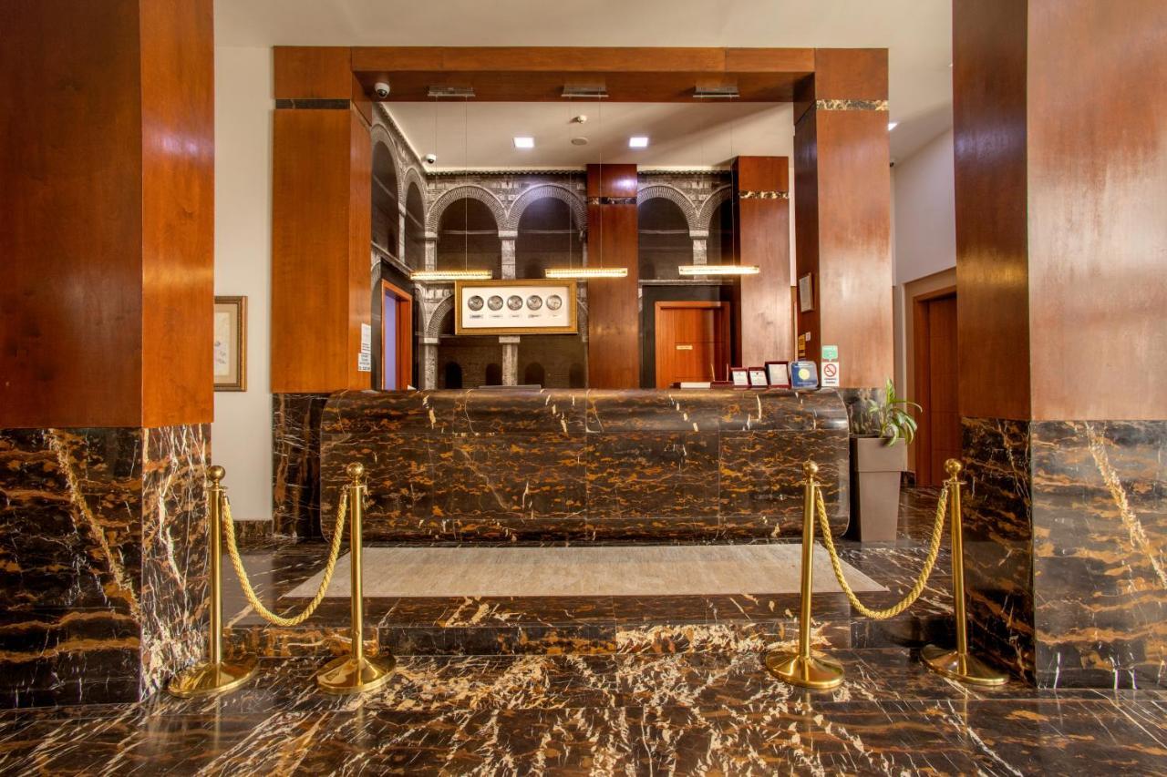 סקופיה Bushi Resort & Spa מראה חיצוני תמונה The lobby of the hotel
