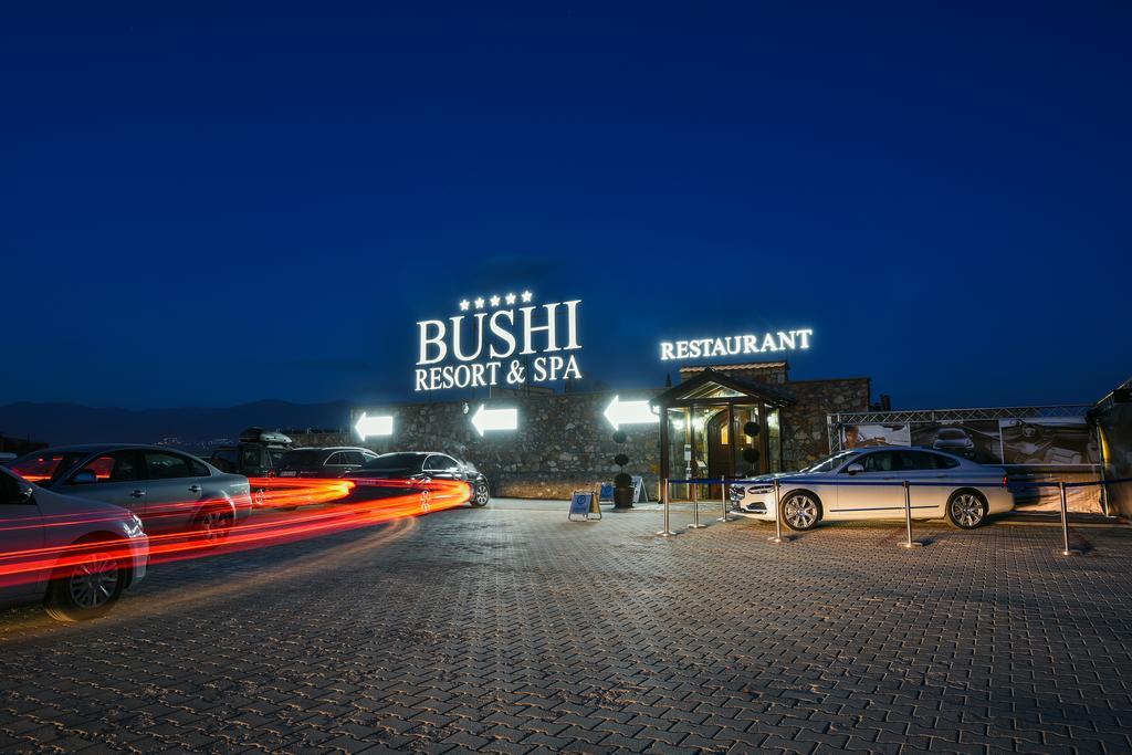 סקופיה Bushi Resort & Spa מראה חיצוני תמונה Būshi Resort & Spa