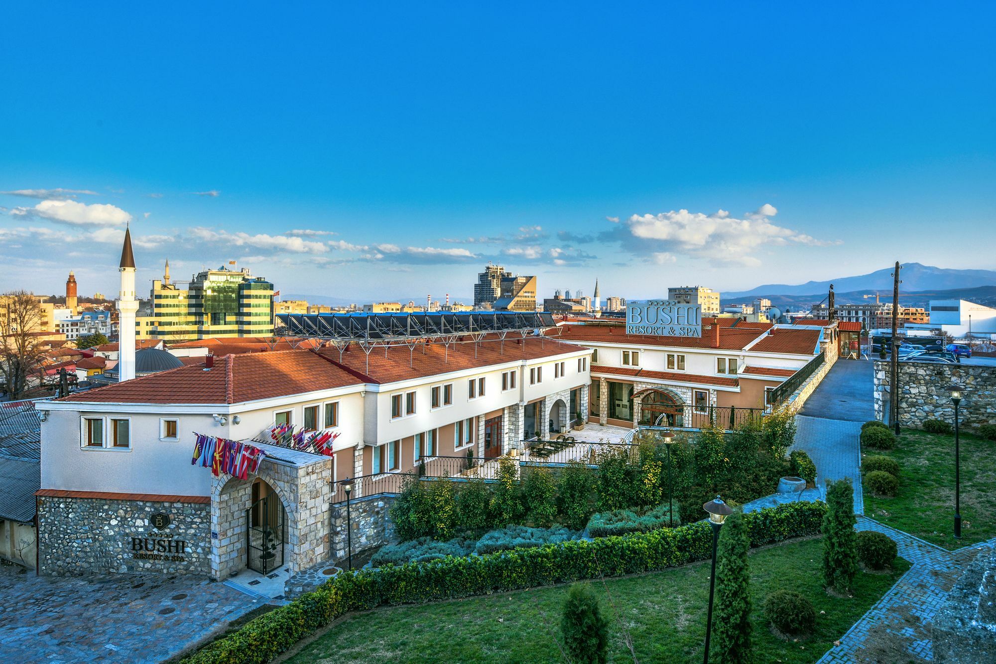 סקופיה Bushi Resort & Spa מראה חיצוני תמונה The University of Patras